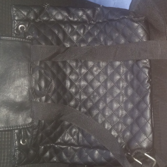 Bay Sky Black Backpack w/ Adjustable Strap - Picture 4 of 7